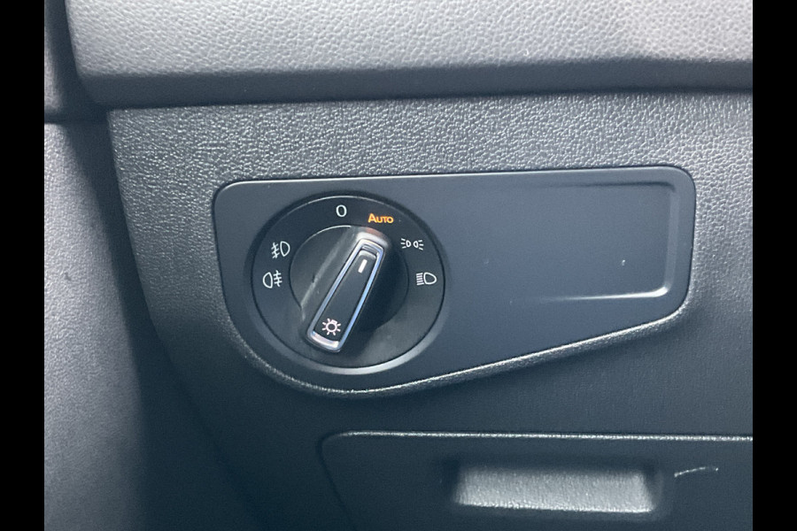 Volkswagen Tiguan 1.5 TSI ACT R-Line CarplayComfortline Business