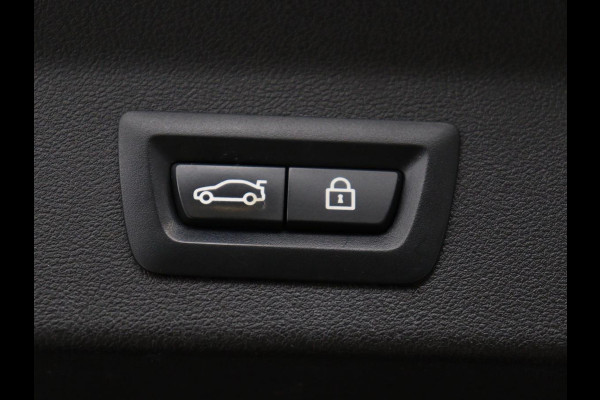 BMW X3 xDrive20i High Executive | M Sport | 1e eigenaar | Head-Up | Leder | Trekhaak | Stoelverwarming | Harman/Kardon | Camera | Keyless | Adaptive Drive | Sfeerverlichting | Full LED | Sportstoelen