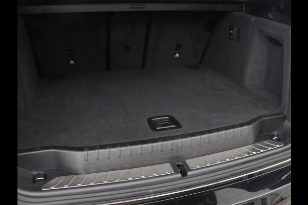 BMW X3 xDrive20i High Executive | M Sport | 1e eigenaar | Head-Up | Leder | Trekhaak | Stoelverwarming | Harman/Kardon | Camera | Keyless | Adaptive Drive | Sfeerverlichting | Full LED | Sportstoelen