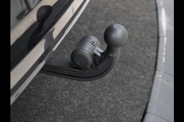 BMW X3 xDrive20i High Executive | M Sport | 1e eigenaar | Head-Up | Leder | Trekhaak | Stoelverwarming | Harman/Kardon | Camera | Keyless | Adaptive Drive | Sfeerverlichting | Full LED | Sportstoelen