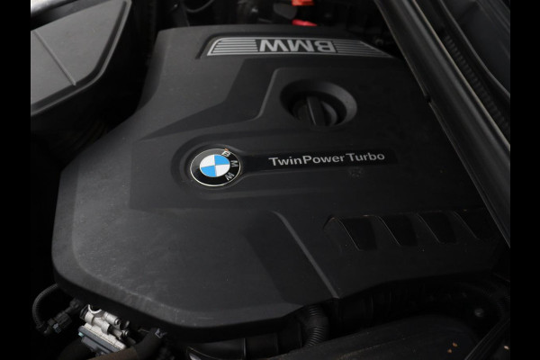 BMW X3 xDrive20i High Executive | M Sport | 1e eigenaar | Head-Up | Leder | Trekhaak | Stoelverwarming | Harman/Kardon | Camera | Keyless | Adaptive Drive | Sfeerverlichting | Full LED | Sportstoelen