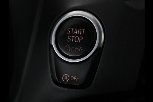 BMW X3 xDrive20i High Executive | M Sport | 1e eigenaar | Head-Up | Leder | Trekhaak | Stoelverwarming | Harman/Kardon | Camera | Keyless | Adaptive Drive | Sfeerverlichting | Full LED | Sportstoelen