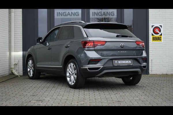 Volkswagen T-Roc 1.5 TSI Sport AUTOMAAT-ACC-CAMERA-CLIMA-FULL LED-KEYLESS-NAVIGATIE-PANORAMA-VIRTUEEL-VOLLEDER-STOELVERWARMING
