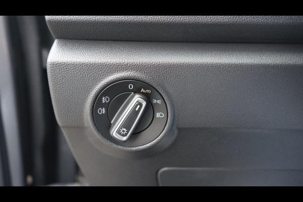 Volkswagen T-Roc 1.5 TSI Sport AUTOMAAT-ACC-CAMERA-CLIMA-FULL LED-KEYLESS-NAVIGATIE-PANORAMA-VIRTUEEL-VOLLEDER-STOELVERWARMING