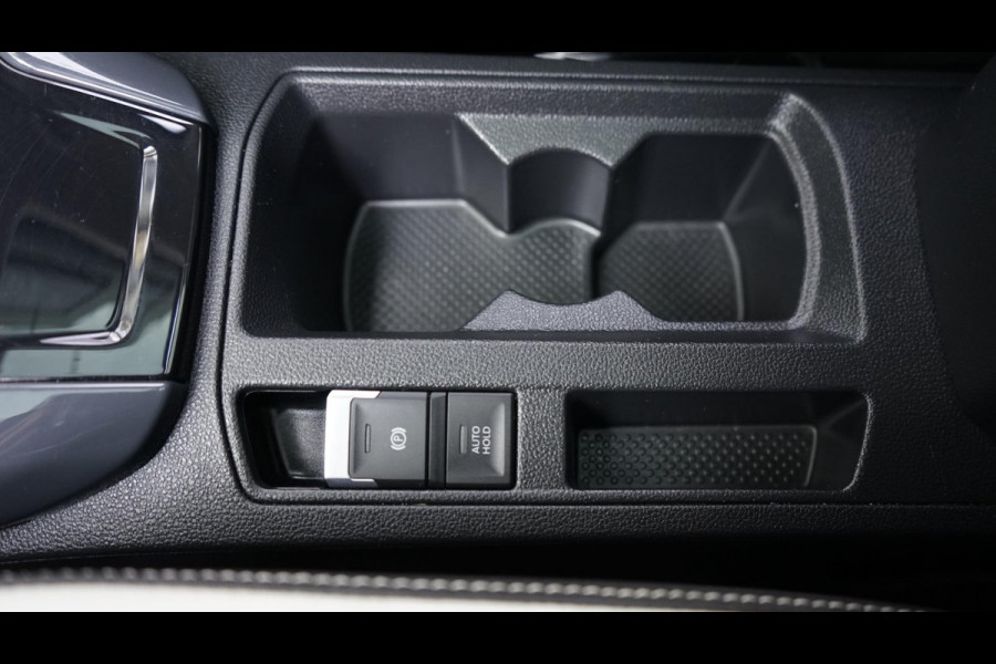 Volkswagen T-Roc 1.5 TSI Sport AUTOMAAT-ACC-CAMERA-CLIMA-FULL LED-KEYLESS-NAVIGATIE-PANORAMA-VIRTUEEL-VOLLEDER-STOELVERWARMING