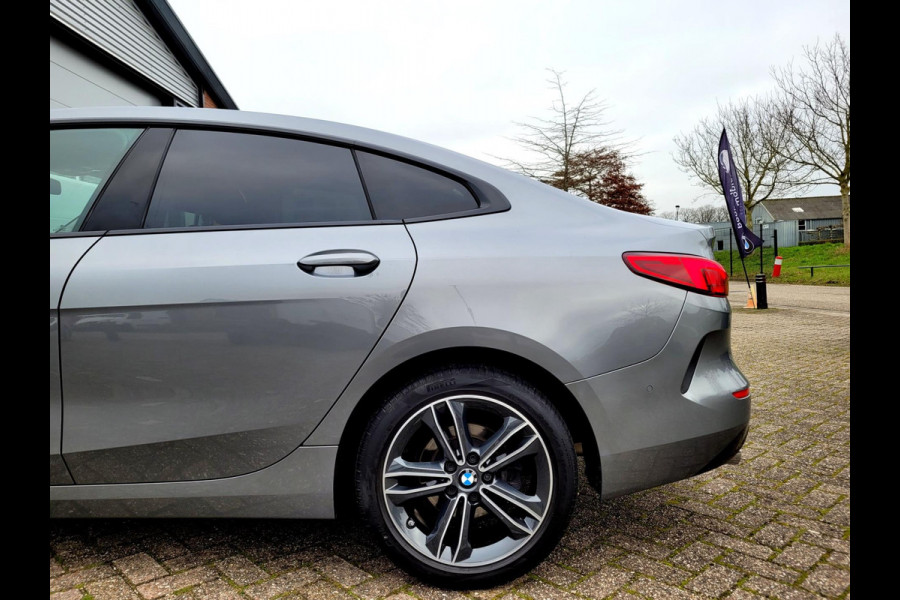 BMW 2 Serie Gran Coupé 218i Sport-Line Camera, HiFi, Tr.haak (1e eig. NL BTW)