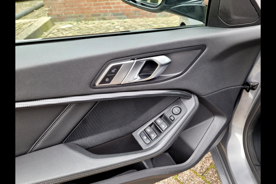 BMW 2 Serie Gran Coupé 218i Sport-Line Camera, HiFi, Tr.haak (1e eig. NL BTW)