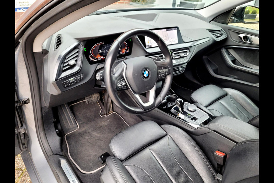 BMW 2 Serie Gran Coupé 218i Sport-Line Camera, HiFi, Tr.haak (1e eig. NL BTW)