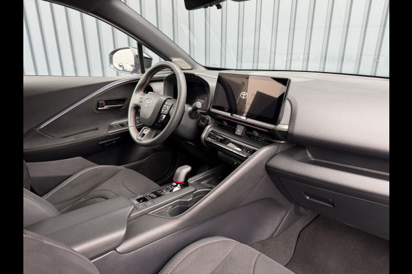 Toyota C-HR 2.0 Plug-in Hybrid 220 GR SPORT | Pano dak | Head-up | Rijklaar!!!