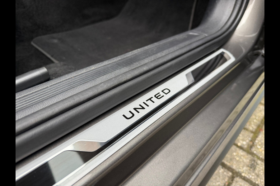 Volkswagen Polo 1.0 TSI 116pk Highline Business R - Automaat - Virt.Cockpit - Winterpakket - Navi