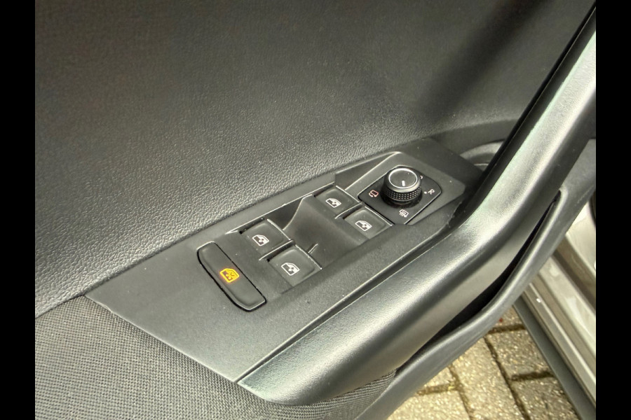 Volkswagen Polo 1.0 TSI 116pk Highline Business R - Automaat - Virt.Cockpit - Winterpakket - Navi