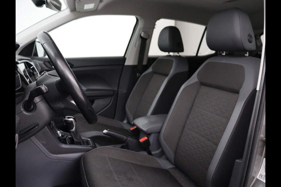 Volkswagen T-Cross 1.0 TSI Style | Automaat | Stoelverwarming | Camera | Virtual Cockpit | Trekhaak | Navigatie | Adaptive cruise | Full LED | Climate control | Parkeerhulp