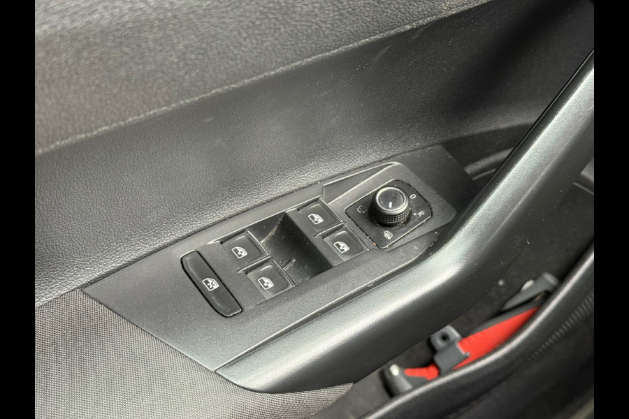 Volkswagen Polo 1.0 TSI Highline R l Pano l Xenon l Camera l Virtual l ACC l PDC l Climate l