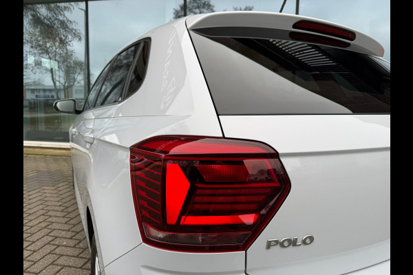 Volkswagen Polo 1.0 TSI 116pk Highline - Automaat - Navi - Climate - Winterpakket - Trekhaak