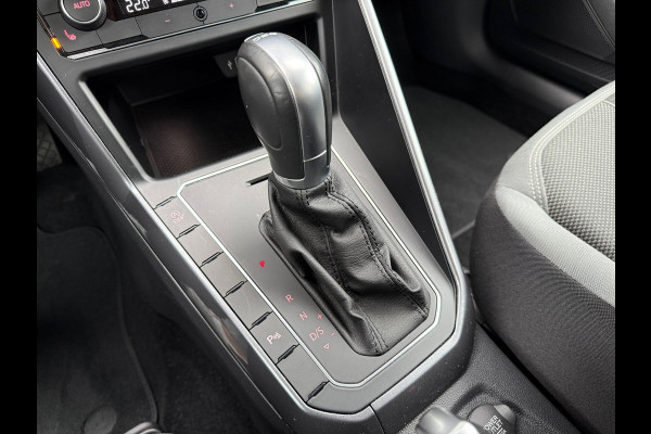 Volkswagen Polo 1.0 TSI 116pk Highline - Automaat - Navi - Climate - Winterpakket - Trekhaak