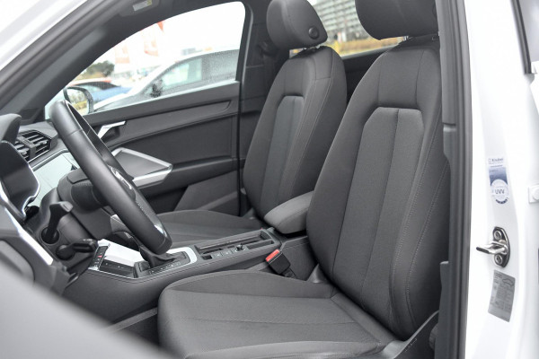 Audi Q3 Sportback 45 TFSI e S-Line. Pano, ACC, Dodeh, Camera, 20''!