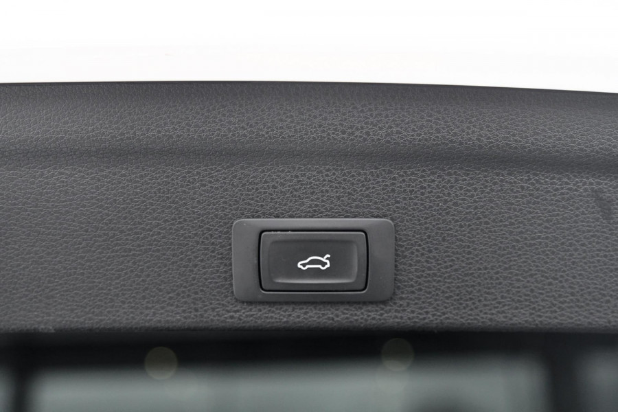 Audi Q3 Sportback 45 TFSI e S-Line. Pano, ACC, Dodeh, Camera, 20''!