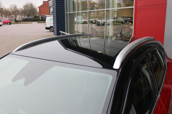 Renault Captur 1.3 TCe 130PK AUTOMAAT INTENS | APPLE CARPLAY/ANDROID AUTO | STOEL VERWARMING | NAVIGATIE | FULL LED KOPLAMPEN | ADAPTIVE CRUISE CONTROL | ACHTERUITRIJ CAMERA | LICHTMETALEN VELGEN 17" | DODEHOEK DETECTIE | PARKEERSENSOREN VOOR + ACHTER | DAB+ RADIO | CLIMATE CONTROL | KEYLESS ENTRY/START |