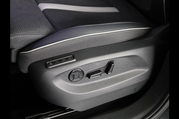 Škoda Kodiaq Sportline Business PHEV 1.5 TSI 204 pk 6 versn. DSG | Blind Spot | Adaptive Cruise | Stoelverwarming | Camera | Light & View