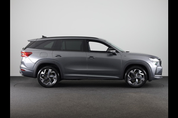 Škoda Kodiaq Sportline Business PHEV 1.5 TSI 204 pk 6 versn. DSG | Blind Spot | Adaptive Cruise | Stoelverwarming | Camera | Light & View