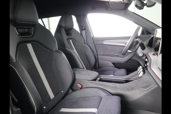Škoda Kodiaq Sportline Business PHEV 1.5 TSI 204 pk 6 versn. DSG | Blind Spot | Adaptive Cruise | Stoelverwarming | Camera | Light & View