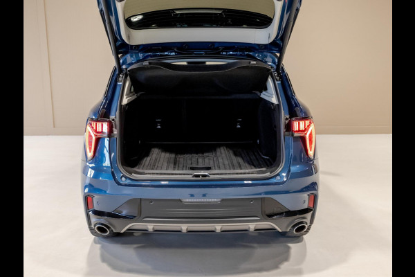 Lynk & Co 01 1.5 / 261pk / Blackstyle