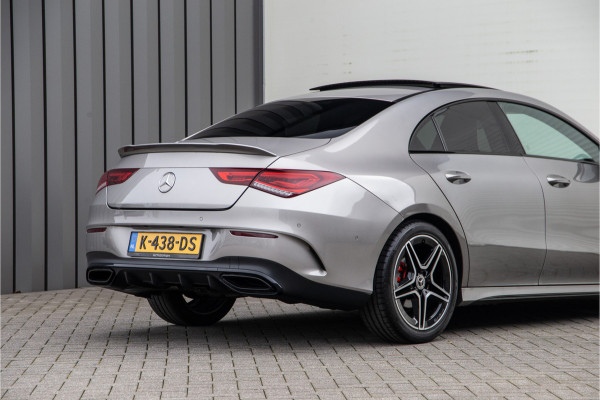 Mercedes-Benz CLA-Klasse 180 AMG Nightpakket, Pano, Widescreen, Sfeerverlichting, Camera 2020