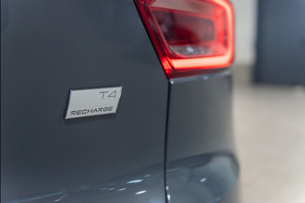Volvo XC40 T4 Aut. Plug-in Hybrid Plus Dark Parkeercamera Leder 211pk