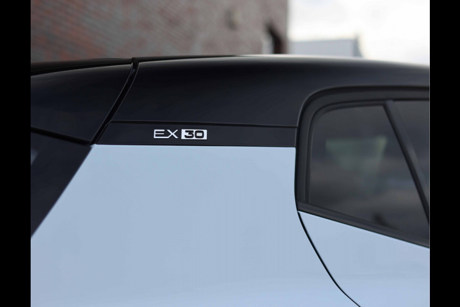 Volvo EX30 Twin Motor Ultra | 69 kWh - Pano - Harman Kardon