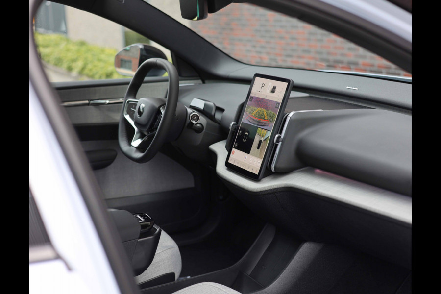 Volvo EX30 Twin Motor Ultra | 69 kWh - Pano - Harman Kardon