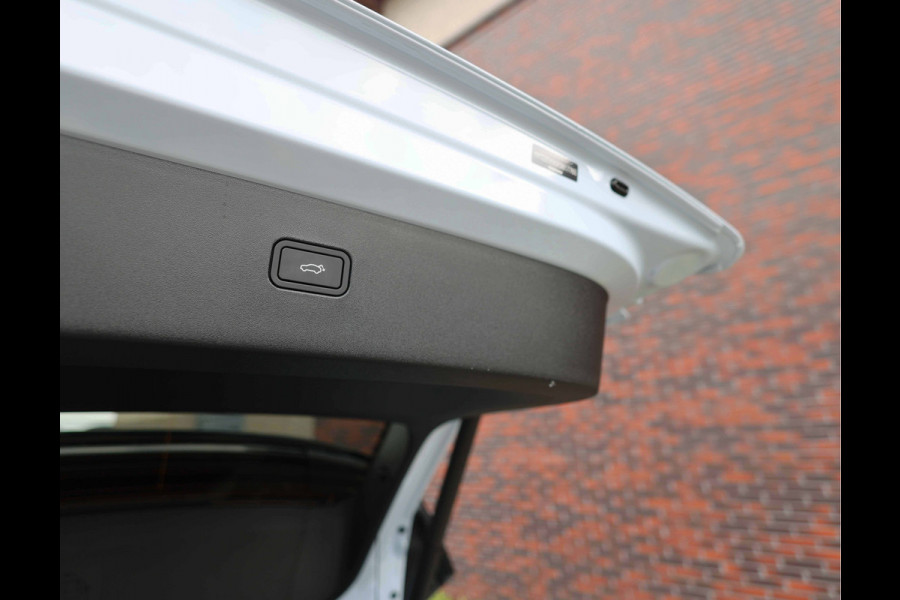 Volvo EX30 Twin Motor Ultra | 69 kWh - Pano - Harman Kardon