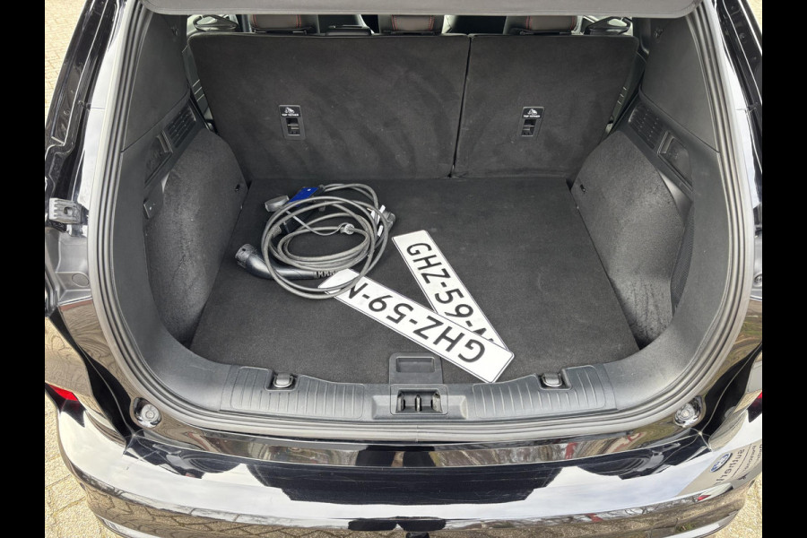 Ford Kuga 2.5 PHEV ST-Line X 225pk Trekhaak | Stoelverwarming, Voorruit verwarming | Adaptieve Cruise | Elek Achterklep |