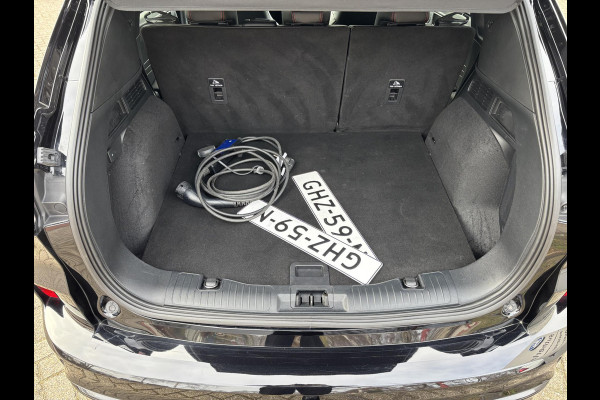 Ford Kuga 2.5 PHEV ST-Line X 225pk Trekhaak | Stoelverwarming, Voorruit verwarming | Adaptieve Cruise | Elek Achterklep |