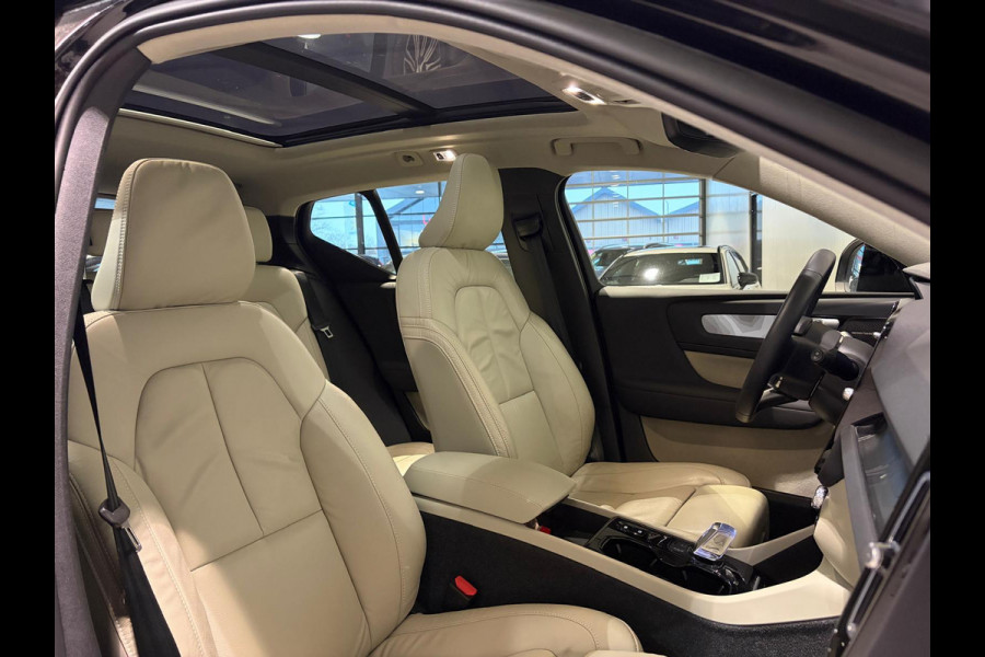 Volvo XC40 T4 Aut. Plug-in Hybrid Ultimate Dark ACC Parkeercamera 211pk