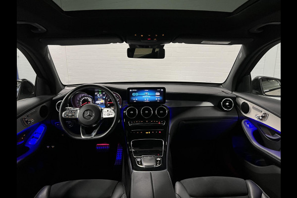 Mercedes-Benz GLC 300e 4MATIC AMG | Trekhaak | Open dak | Camera | Stoelverwarming | Memory | Cruise control | Carplay