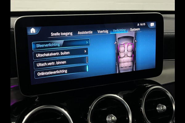 Mercedes-Benz GLC 300e 4MATIC AMG | Trekhaak | Open dak | Camera | Stoelverwarming | Memory | Cruise control | Carplay