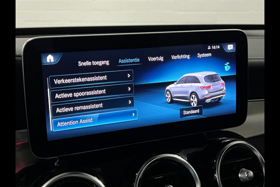 Mercedes-Benz GLC 300e 4MATIC AMG | Trekhaak | Open dak | Camera | Stoelverwarming | Memory | Cruise control | Carplay