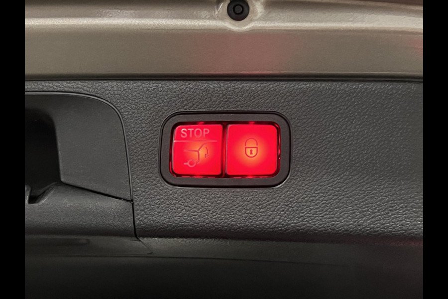 Mercedes-Benz GLC 300e 4MATIC AMG | Trekhaak | Open dak | Camera | Stoelverwarming | Memory | Cruise control | Carplay