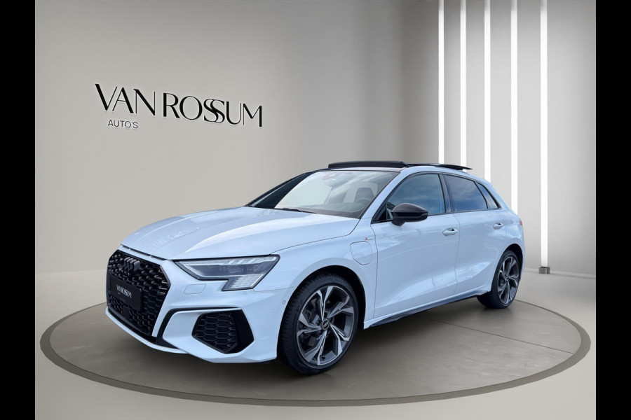 Audi A3 Sportback 40 TFSI e S-Line Pano B&O Camera Head Up