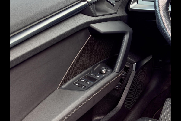 Audi A3 Sportback 40 TFSI e S-Line Pano B&O Camera Head Up