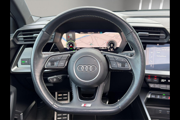 Audi A3 Sportback 40 TFSI e S-Line Pano B&O Camera Head Up