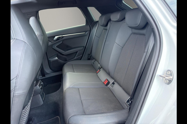 Audi A3 Sportback 40 TFSI e S-Line Pano B&O Camera Head Up