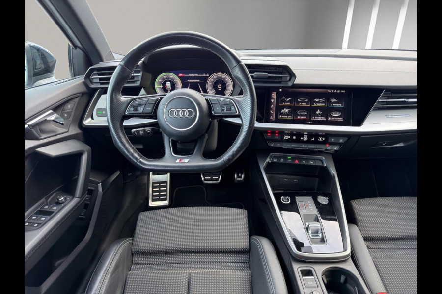 Audi A3 Sportback 40 TFSI e S-Line Pano B&O Camera Head Up