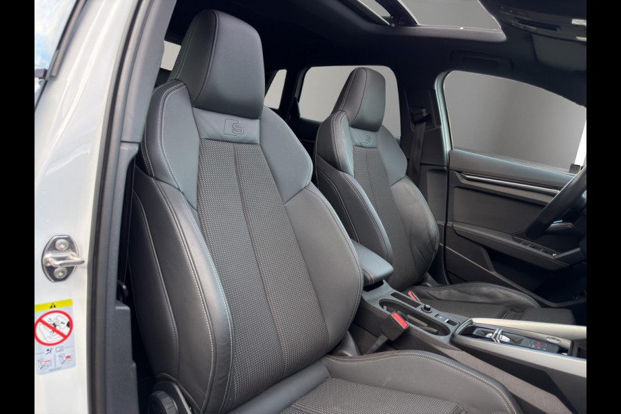 Audi A3 Sportback 40 TFSI e S-Line Pano B&O Camera Head Up