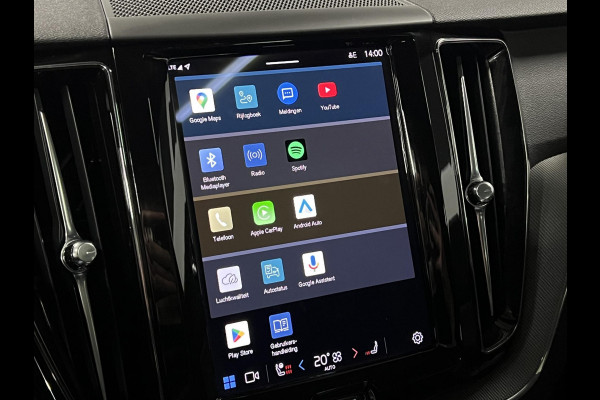 Volvo XC60 2.0 T6 Plug-in hybrid AWD Plus Dark Trekhaak | Open dak | Adapt. Cruise | Harman Kardon | Stoel-/stuurverwarming | Memory | Leder | Carplay