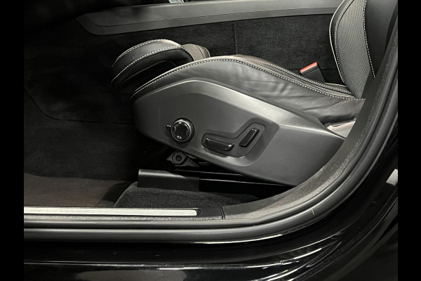 Volvo XC60 2.0 T6 Plug-in hybrid AWD Plus Dark Trekhaak | Open dak | Adapt. Cruise | Harman Kardon | Stoel-/stuurverwarming | Memory | Leder | Carplay
