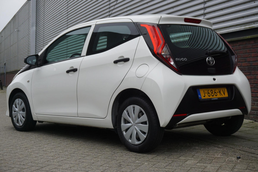 Toyota Aygo 1.0 VVT-i x-fun | Led | Bluetooth | Cruise Control