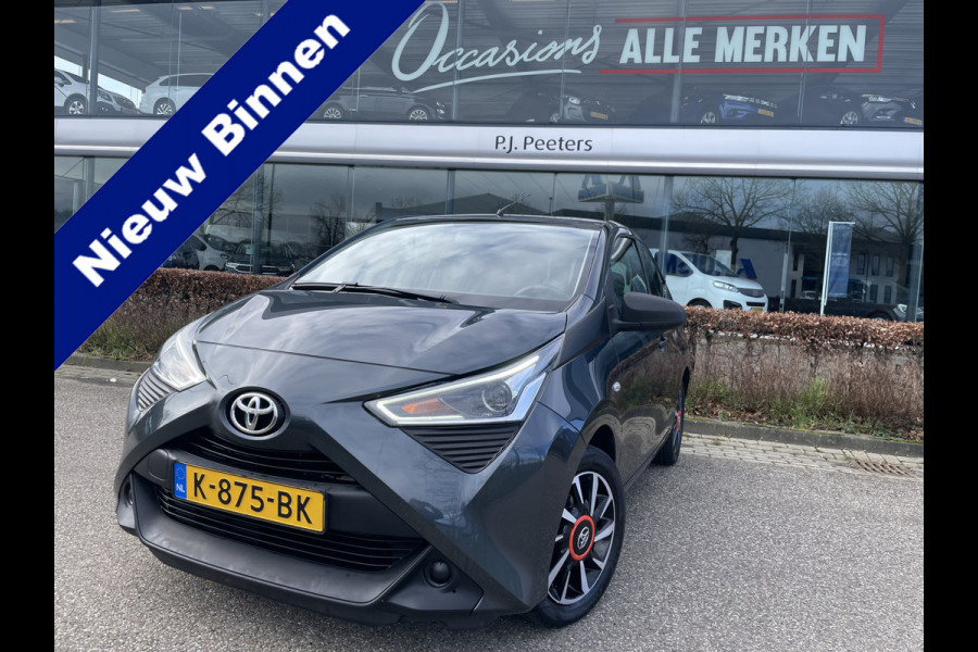 Toyota Aygo 1.0 VVT-i x-fun Airco - Cruise control - Licht metalen velgen 15 inch - Bluetooth - Elektrische ramen voor - Radio - Start/stop systeem - Stuur multifunctioneel - Led verlichting