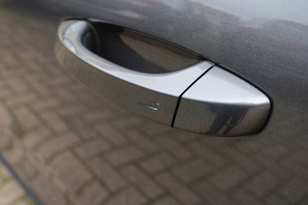 Citroën C5 X 1.6 Plug-in Hybrid 225 Shine | Panoramadak | Massage | Leder | Head-Up | Full