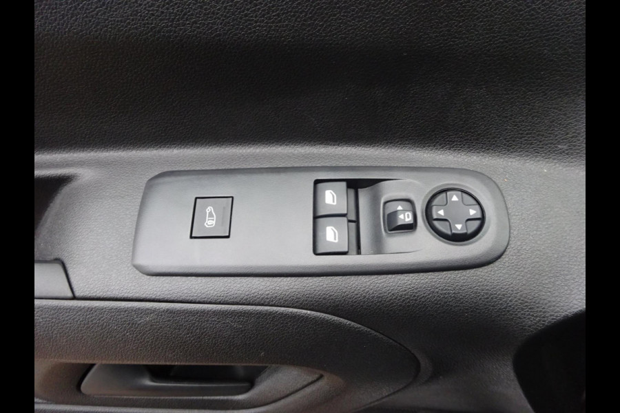 Toyota PROACE CITY 1.5 D-4D Navigator Long 130 PK NAVI CRUISE PDC